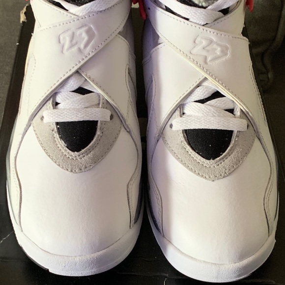 Jordan 8 “Bugs Bunny” GS Size 6 305368-103… - Picture 3 of 12